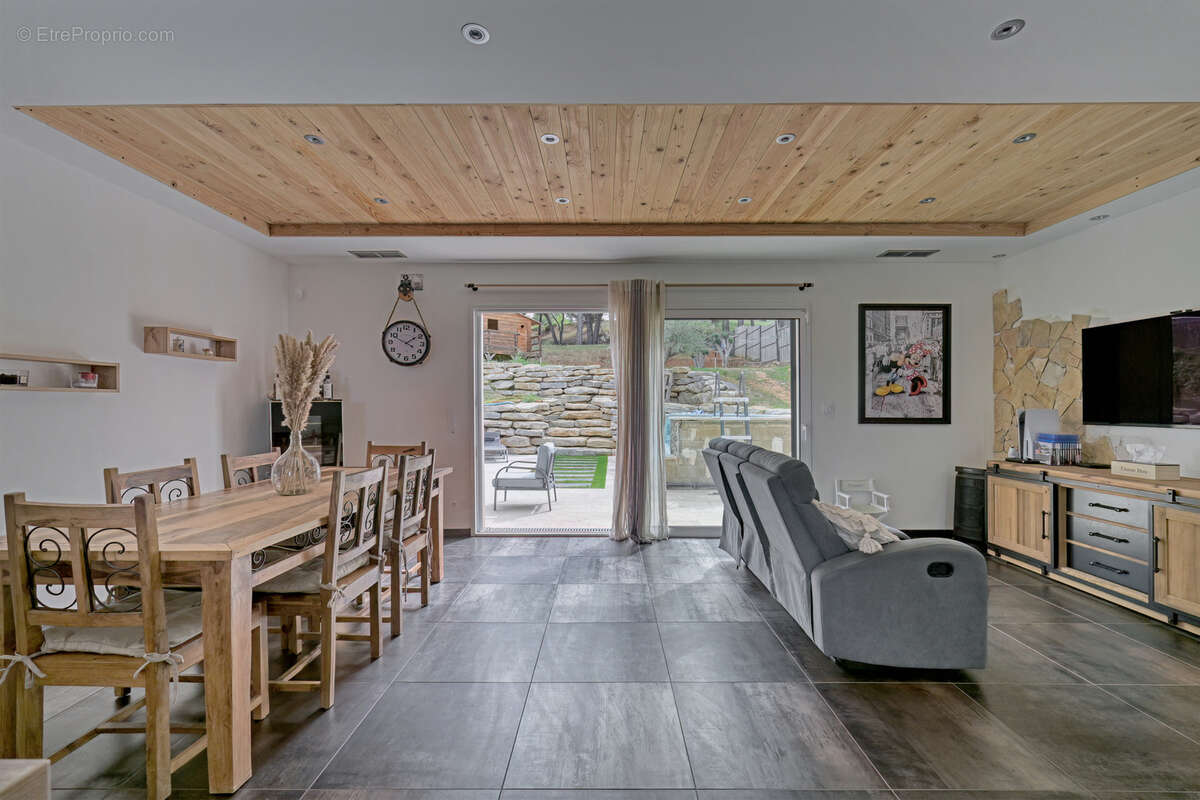 Maison à BEAUVOISIN