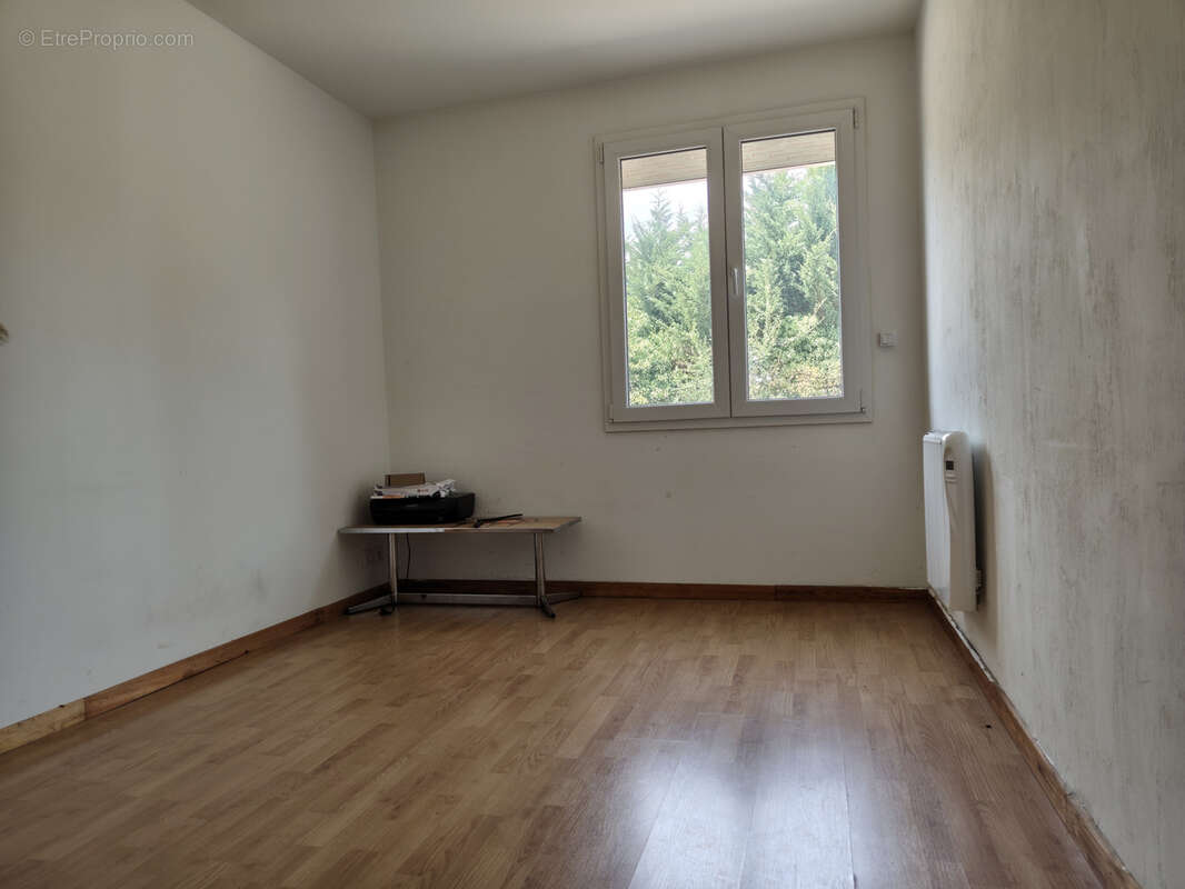 CHARVIEU-CHAVAGNEUX   Maison de plain-pied de 103 m2 avec garage sur 677 m2 de terrain - photo 8