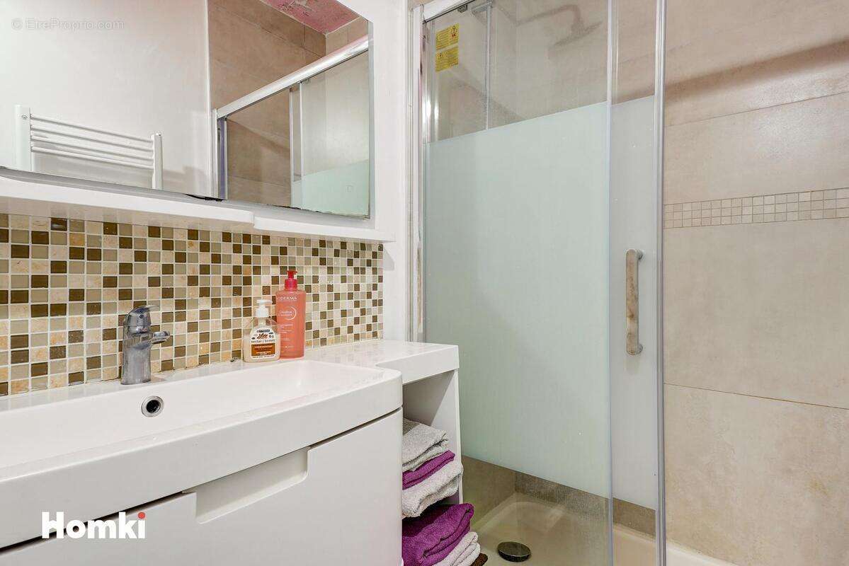 Appartement à MARSEILLE-8E