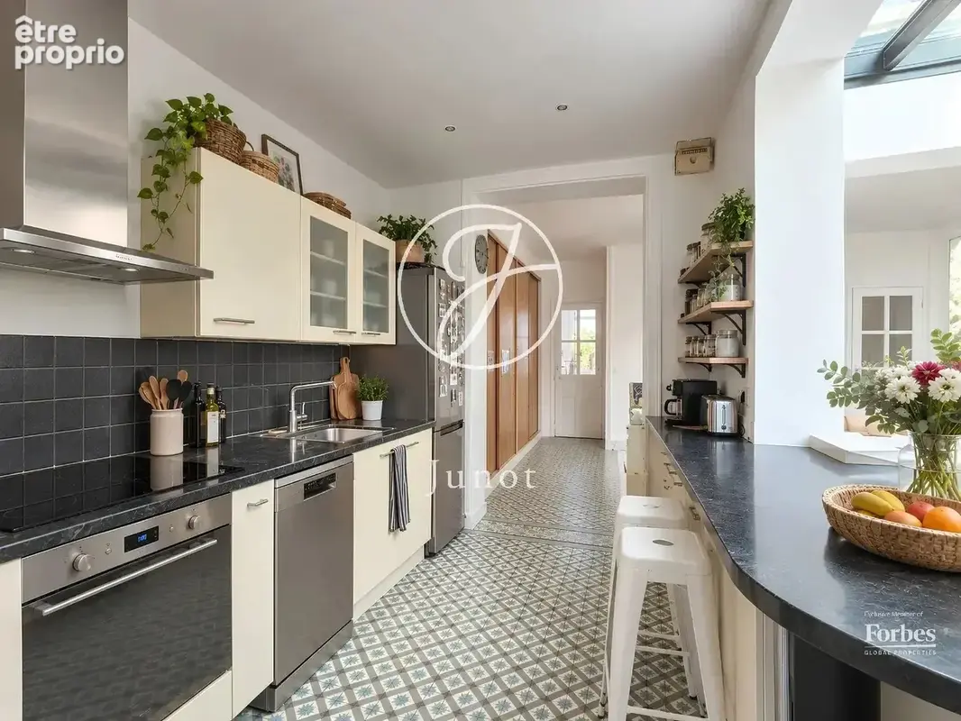 Lambersart – VERGHELLE – Maison à vendre – 7 pièces - 149,23 m² habitables  – 5 chambres – Jardin – Terrasse - Stationnement - photo 3