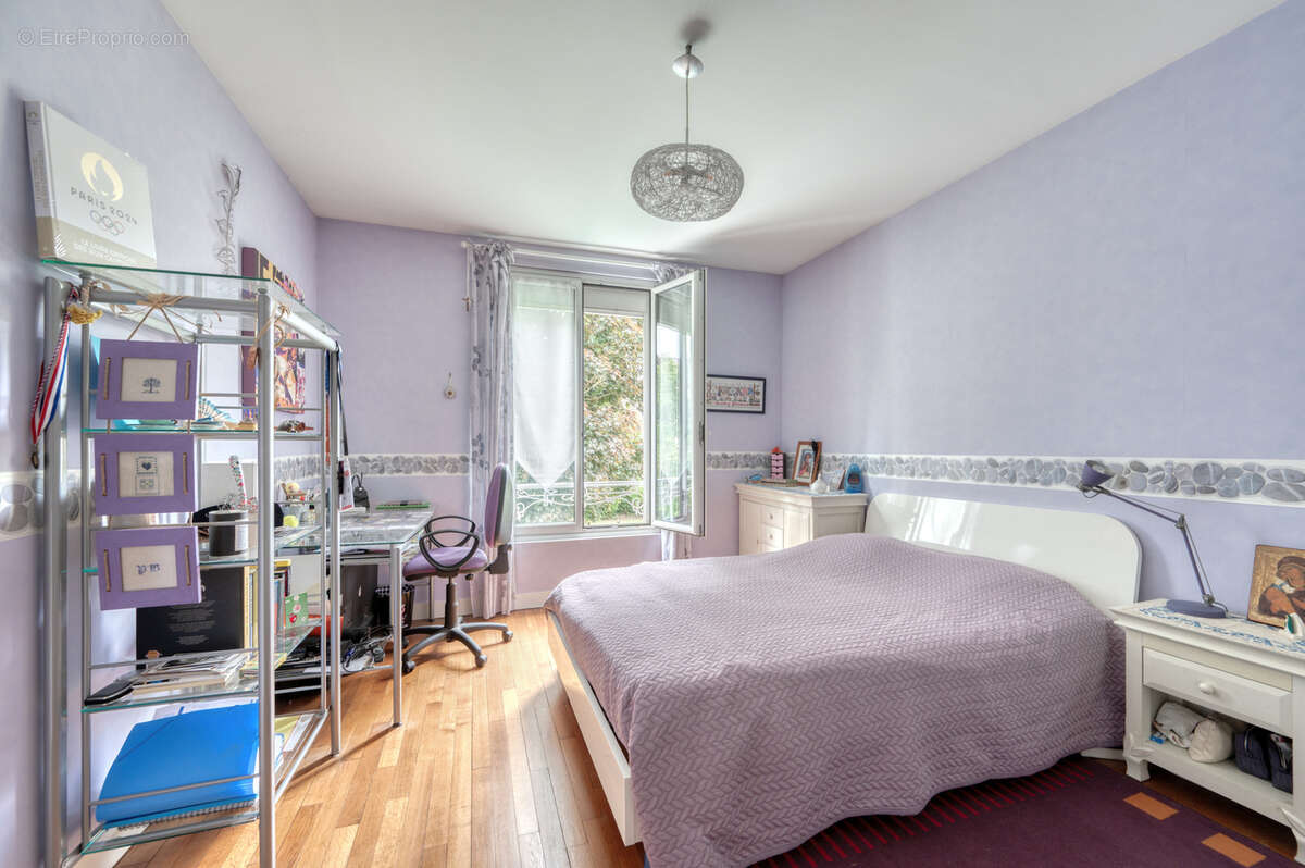 Maison à BONNIERES-SUR-SEINE