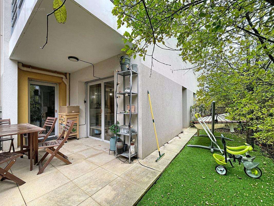 Appartement à OULLINS