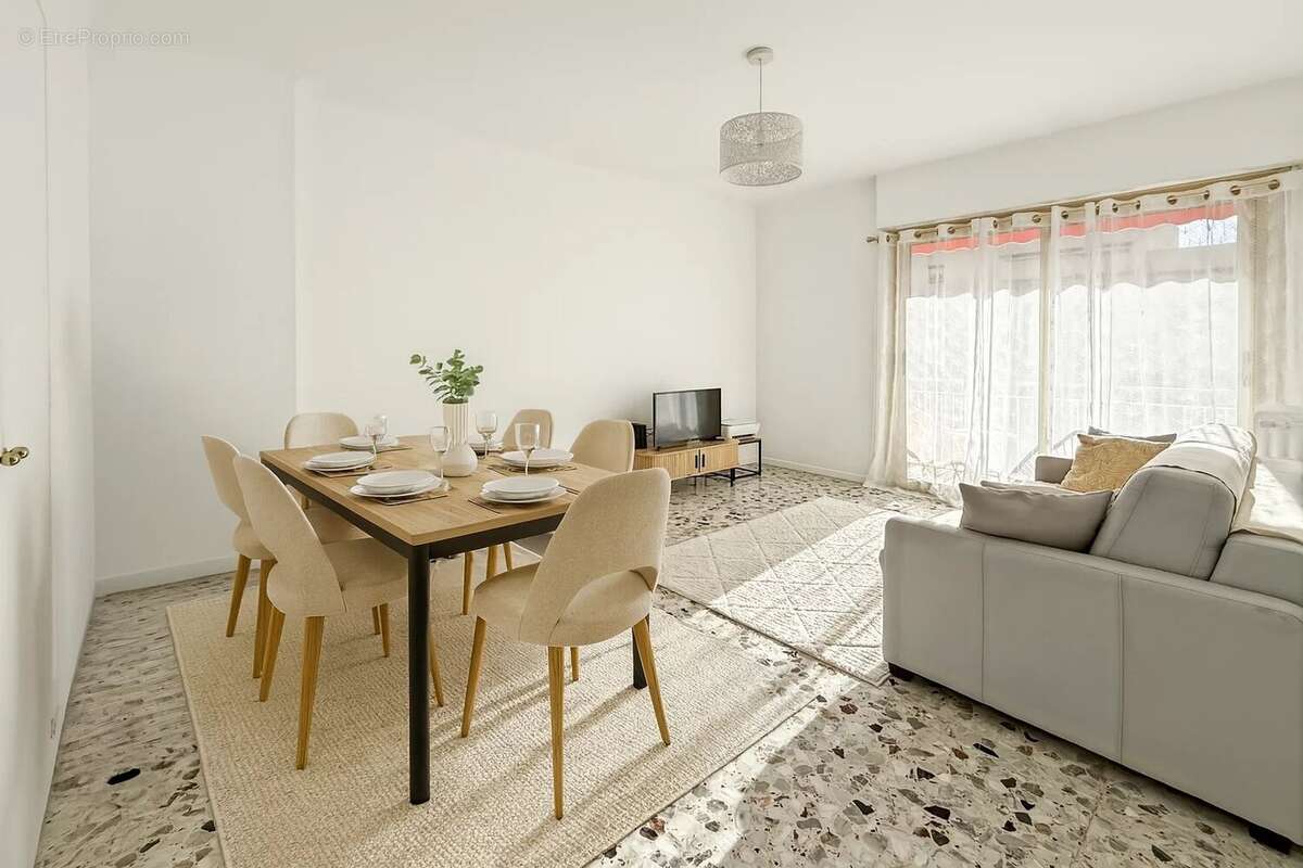 Appartement à CAGNES-SUR-MER