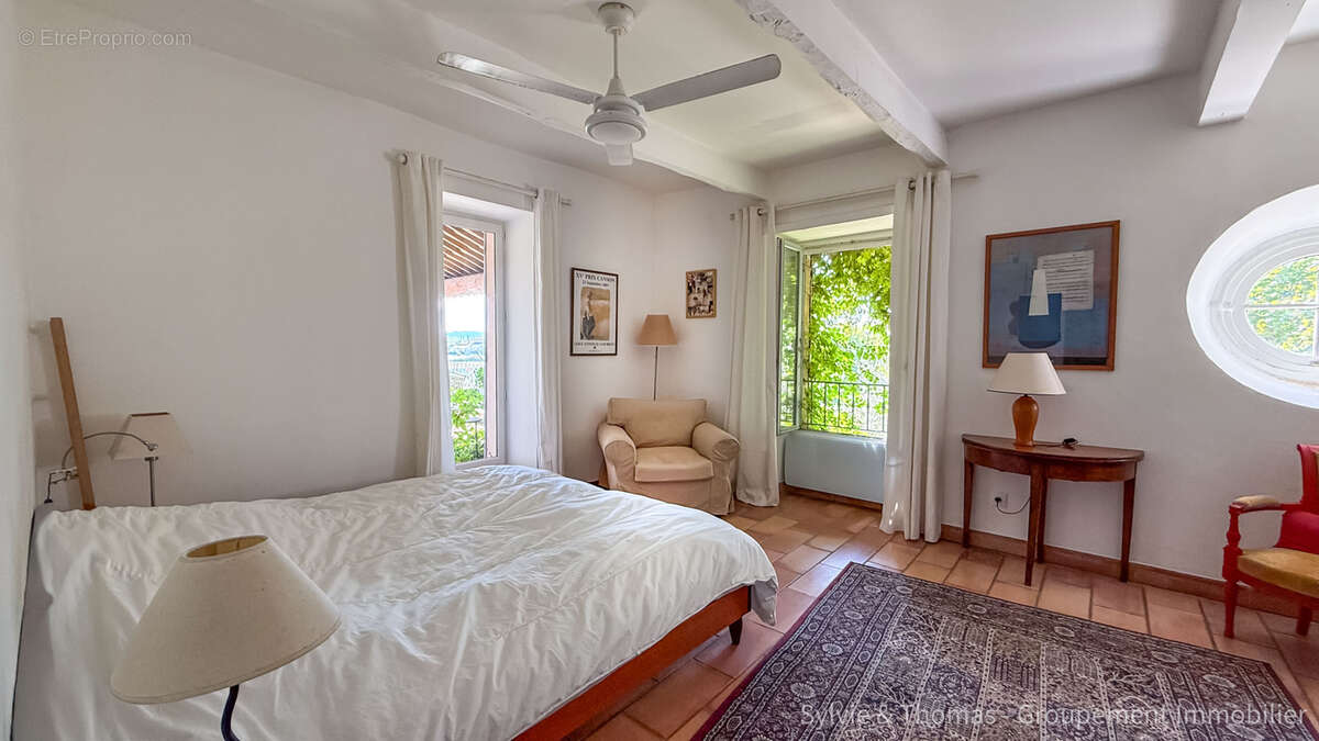 Maison à CADEROUSSE