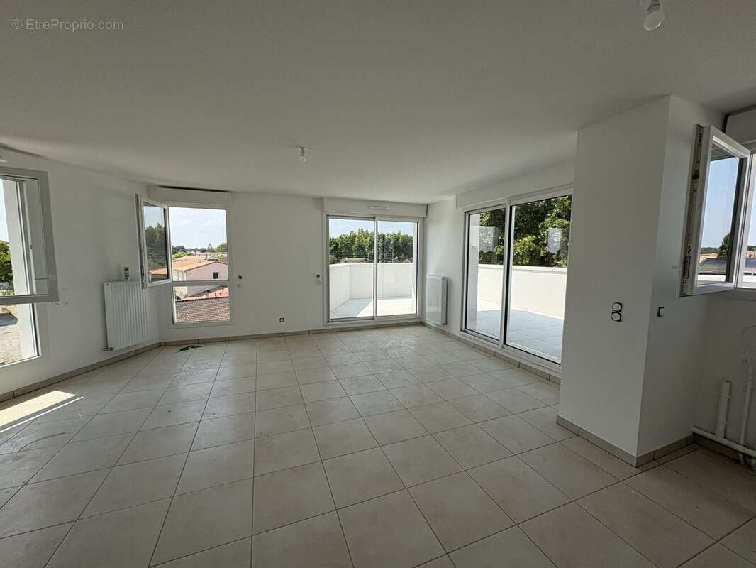 Appartement à SAINT-MEDARD-EN-JALLES
