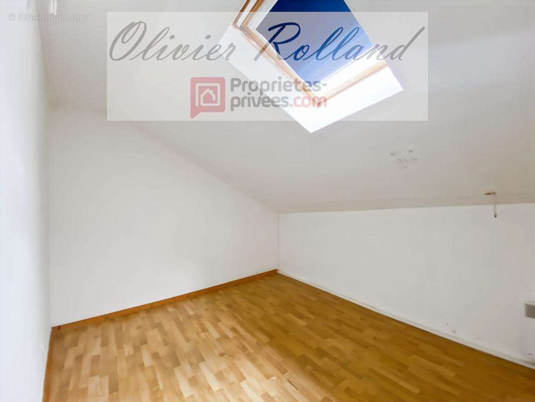 Maison à BEAULIEU-SUR-LAYON