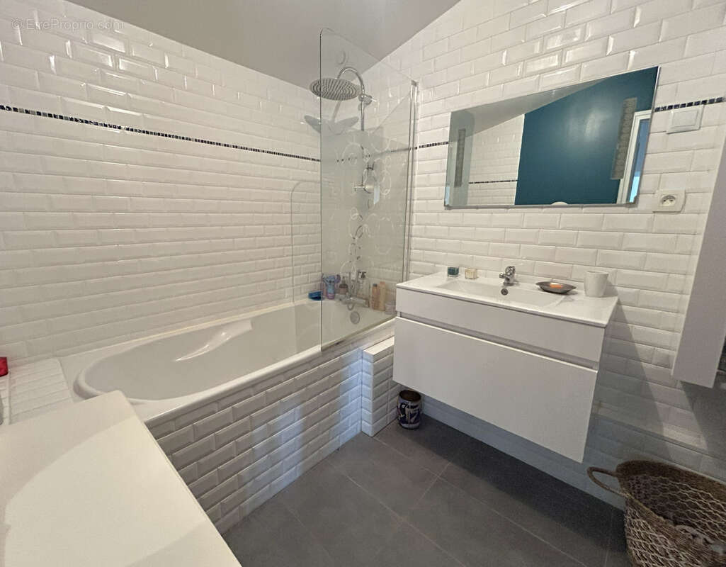 Maison à VILLARS-LES-DOMBES