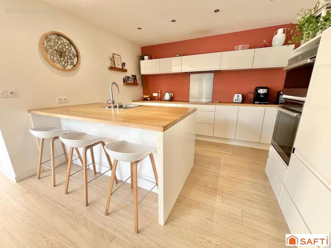 Maison 150 m² à Amfreville-La-Mi-Voie  - photo 4