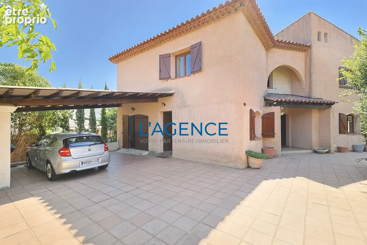 Hyeres proche commodités villa 260m2 avec piscine au calme - photo 20