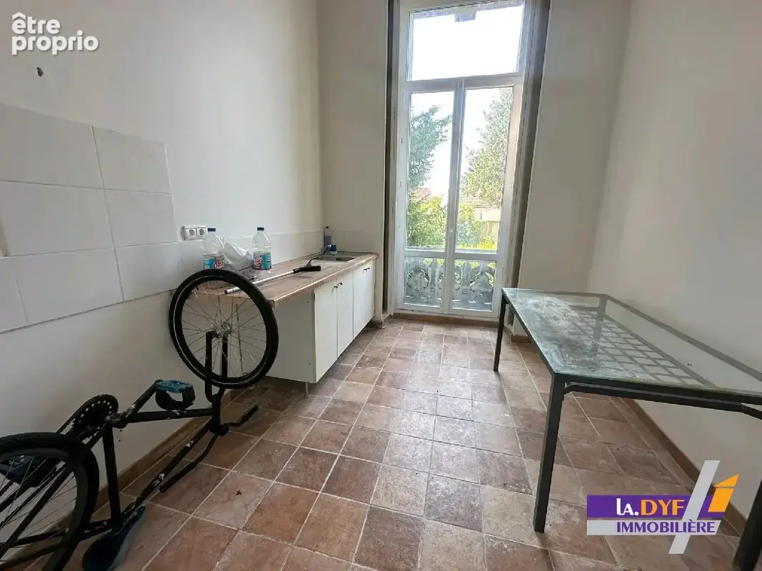 Appartement 208 m² à Compans  - photo 8