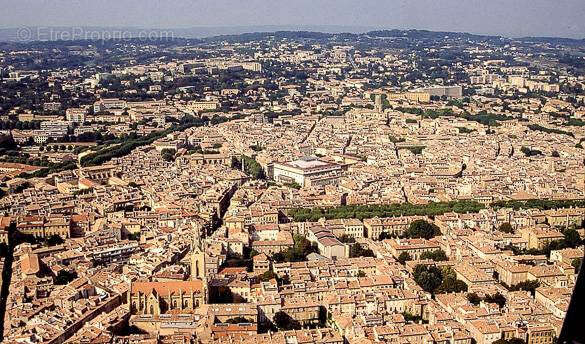 Terrain à AIX-EN-PROVENCE