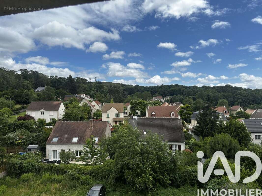 Photo 8 - Appartement à BESSANCOURT