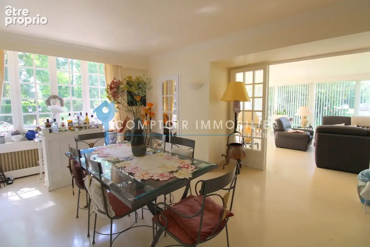 A vendre Proche Anet Dpt (28) Eure et Loir Propriété de charme et de sa magnifique chapelle sur 1,7 ha environ - photo 11