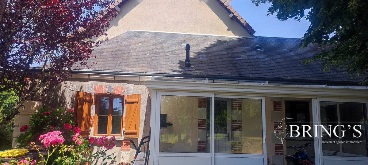 Maison à SAINT-FLOVIER