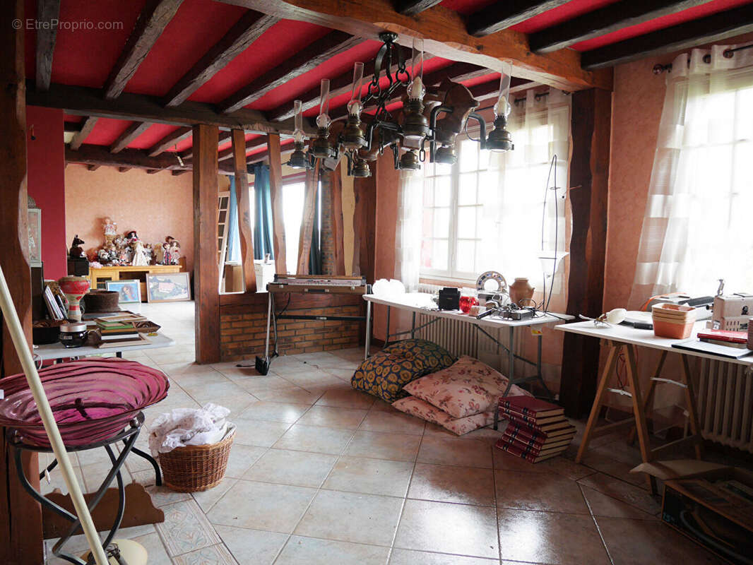 Maison à VILLERS-ECALLES