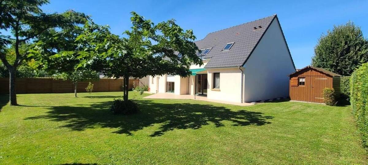 Maison à SARGE-LES-LE-MANS