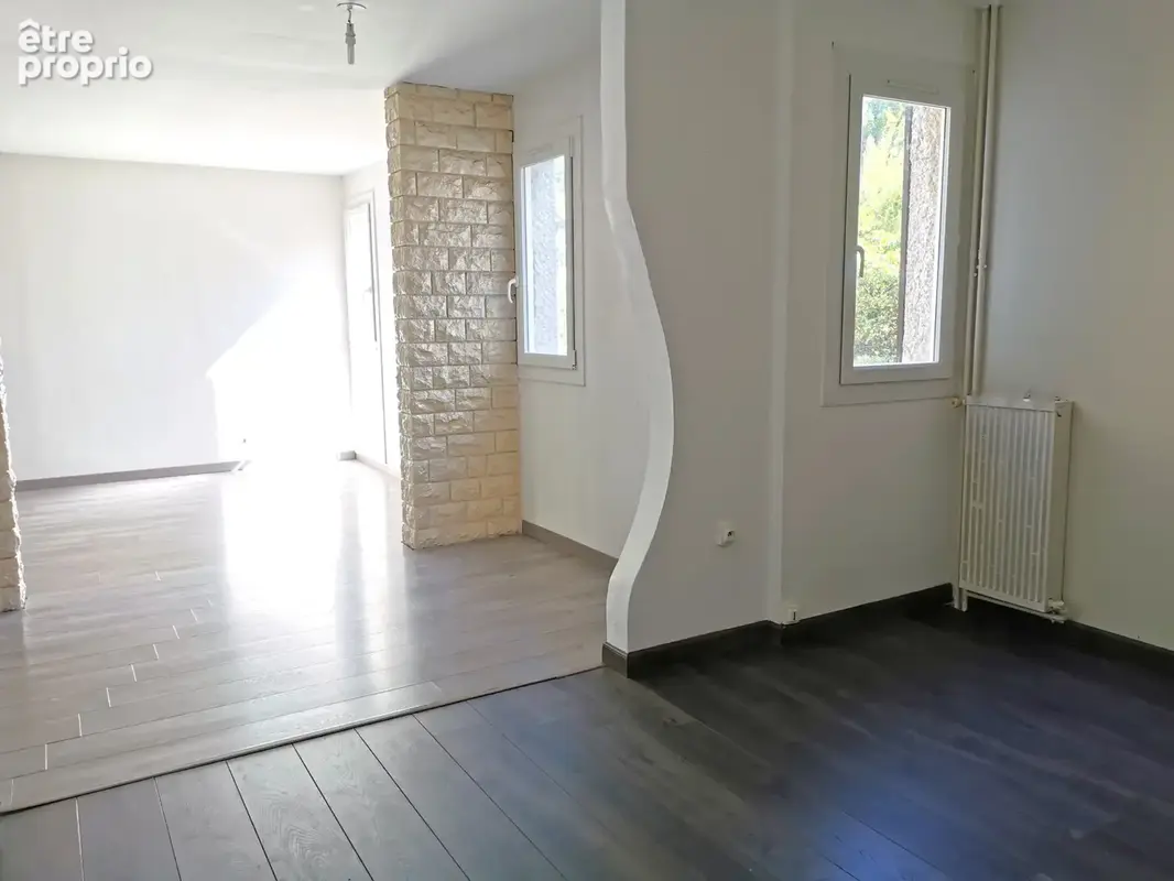 Cassis - Vente T4 avec balcon dans résidence arborée - photo 9