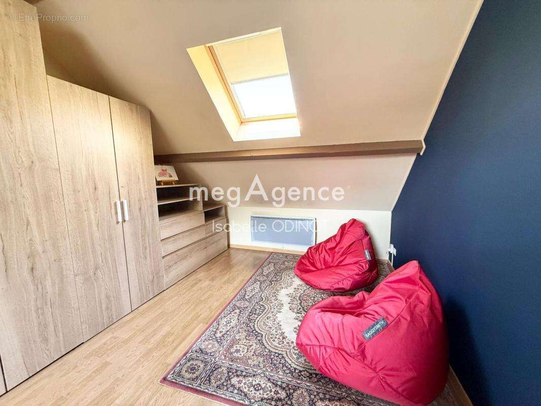 Belle Maison familiale sur un terrain de 1405m2 - photo 16
