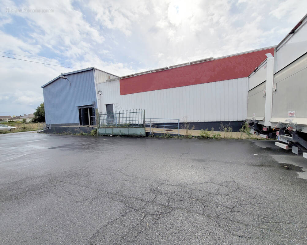 Commerce à ASNIERES-SUR-OISE