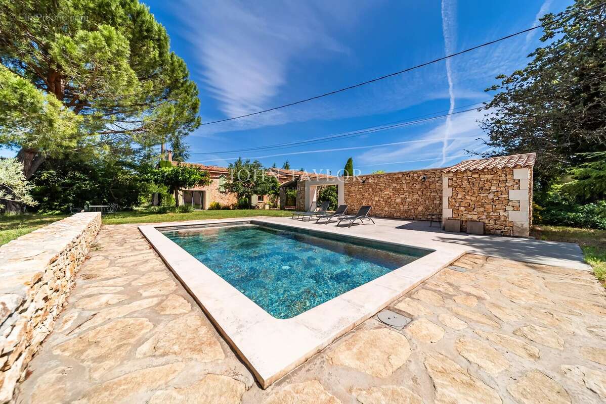 Maison à BONNIEUX