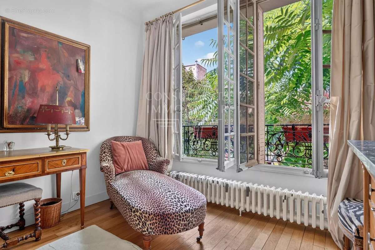 Appartement à PARIS-6E