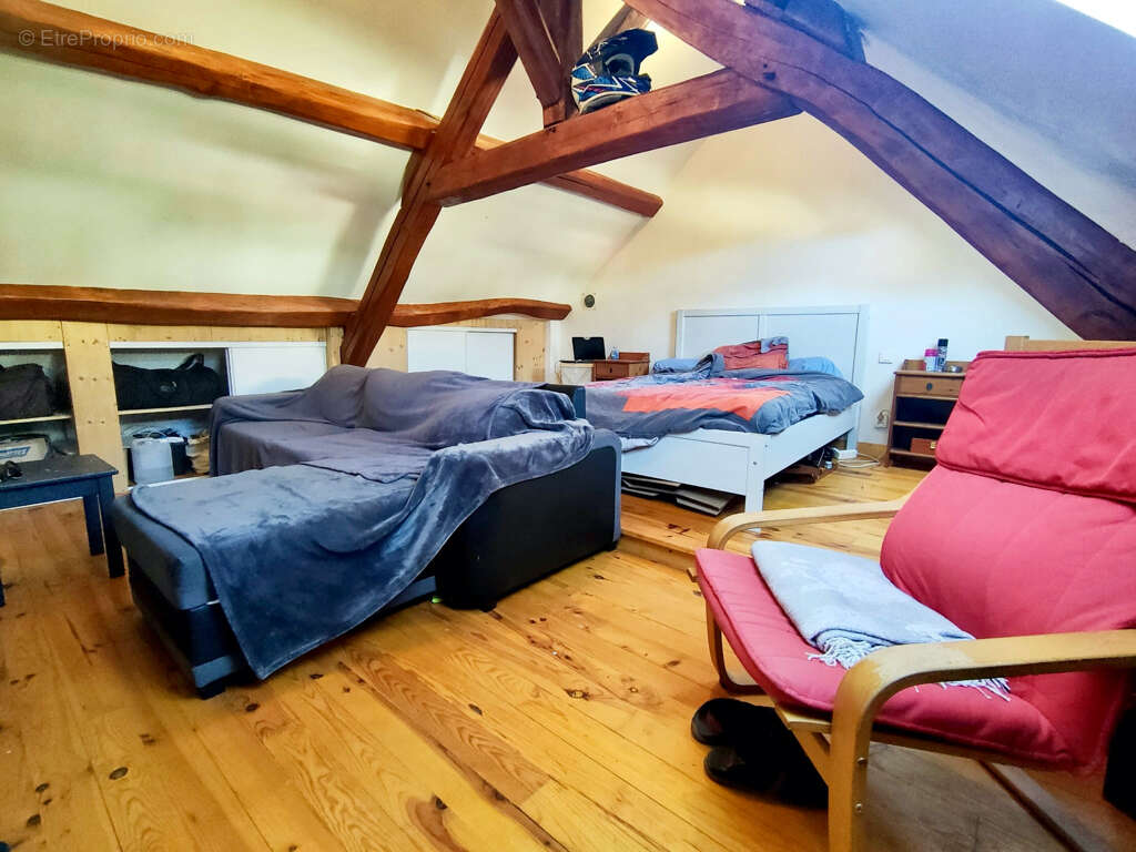 Maison à CIRES-LES-MELLO