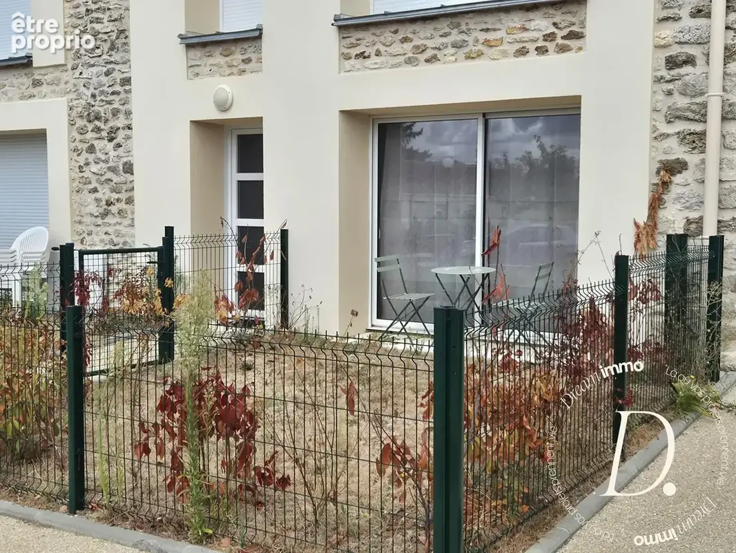 Façade et terrasse 