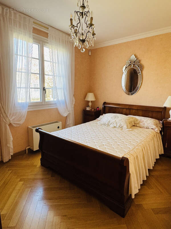 Maison à FERRIERES-EN-GATINAIS