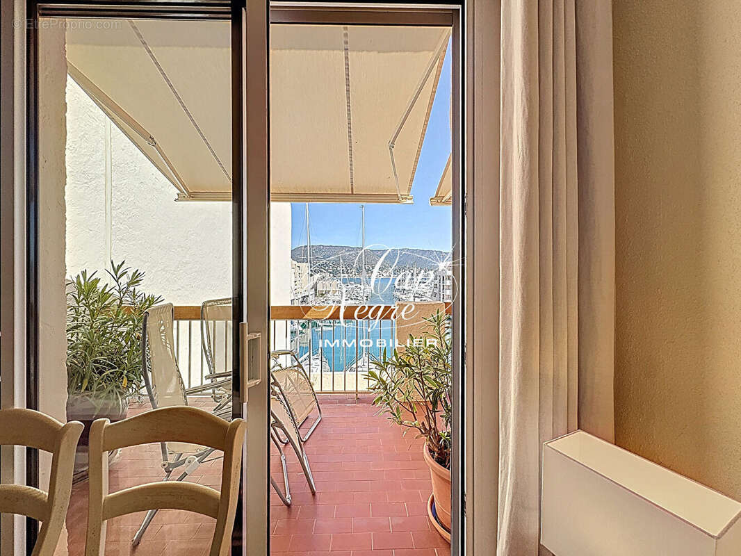 Appartement à BORMES-LES-MIMOSAS