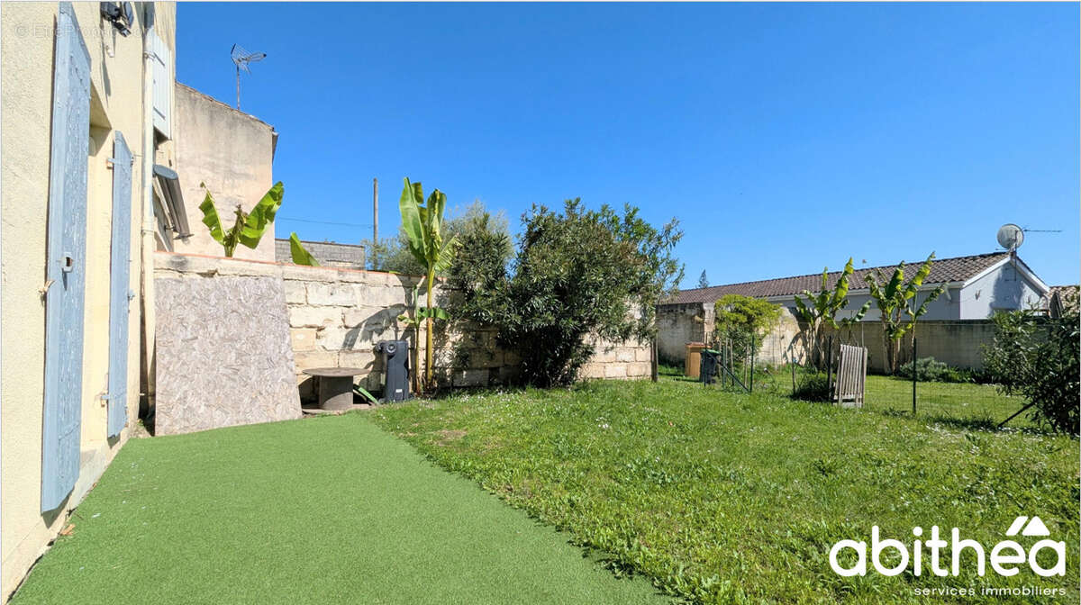 Maison à LES BILLAUX