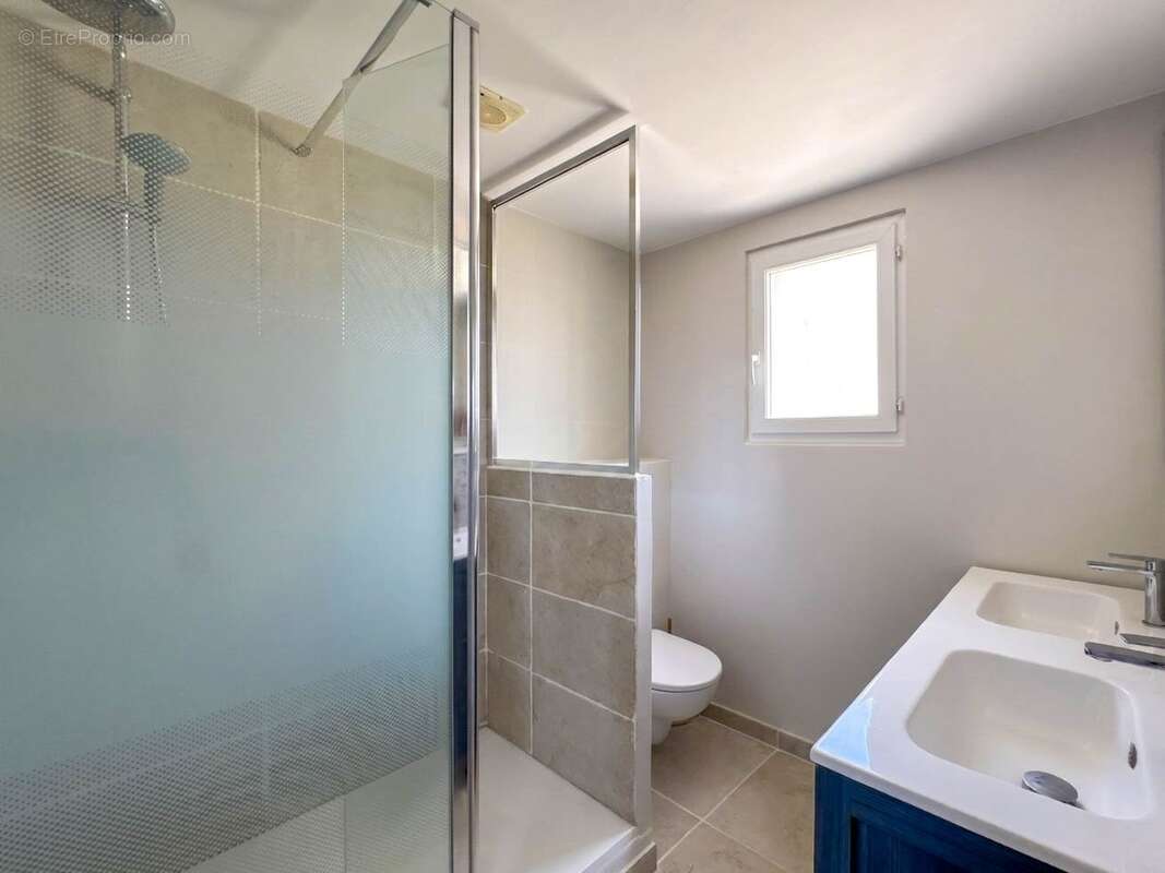 En exclusivité  maison contemporaine de 159 m² avec piscine - photo 14