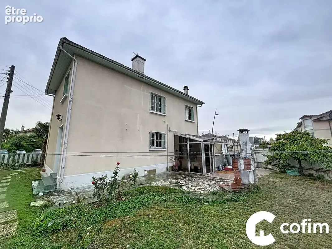 Maison 5 pièces 96 m² à vendre à Tarbes (65000) - photo 2