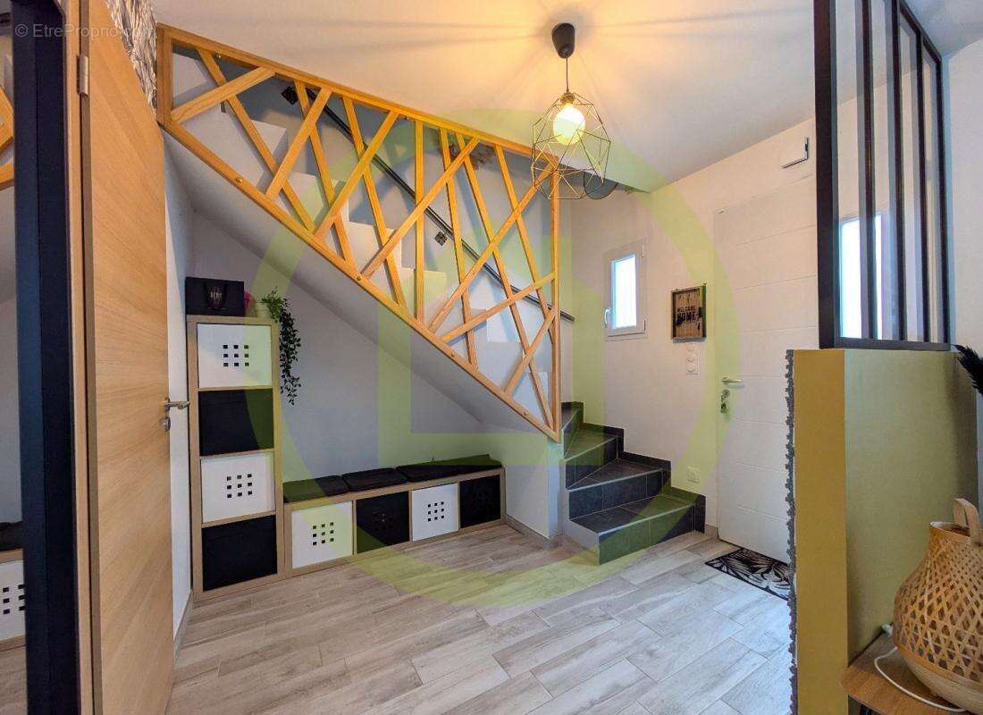 Maison à COURCELLES-CHAUSSY