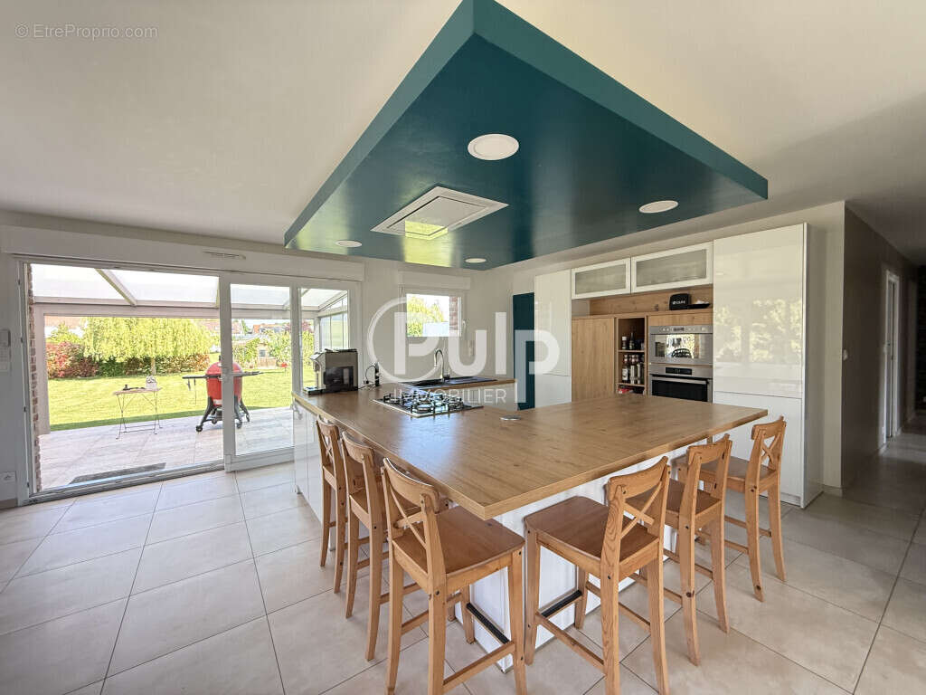 Maison à IZEL-LES-EQUERCHIN