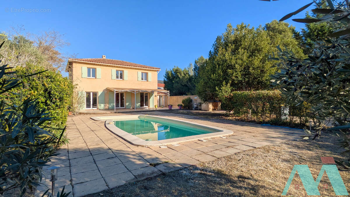 Maison à LE BEAUSSET
