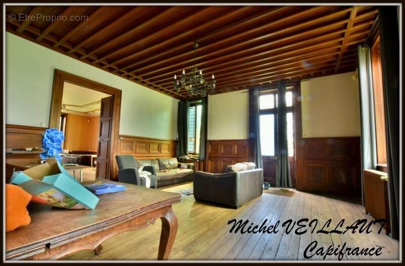 Maison à VILLENEUVE-SUR-ALLIER