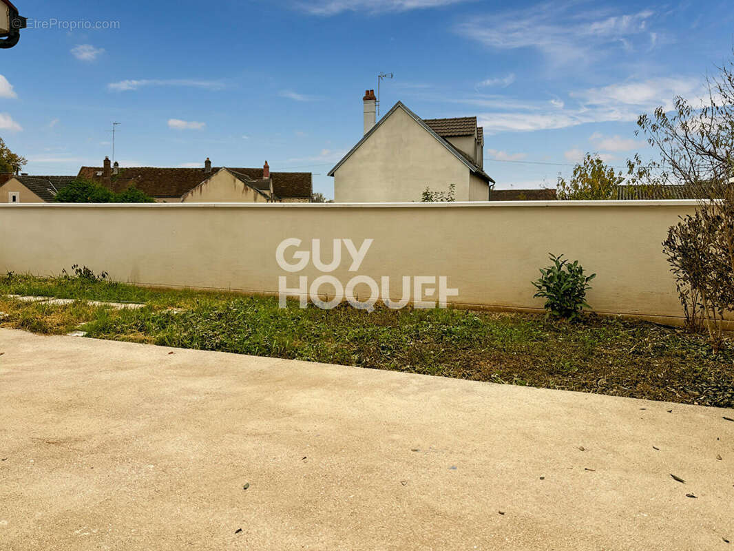 Maison à FONTENAY-TRESIGNY