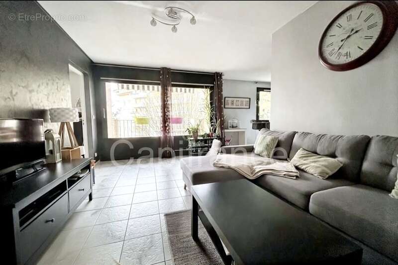 Appartement à MEYTHET