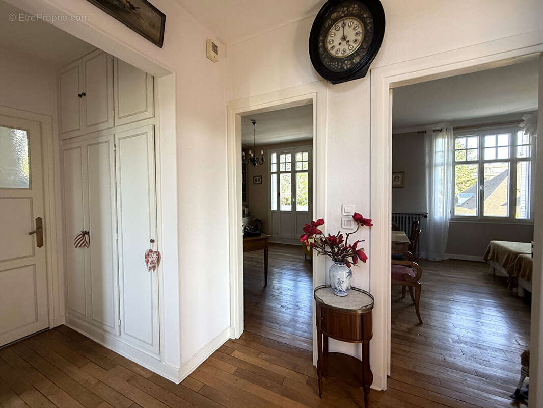 Maison à ENGHIEN-LES-BAINS