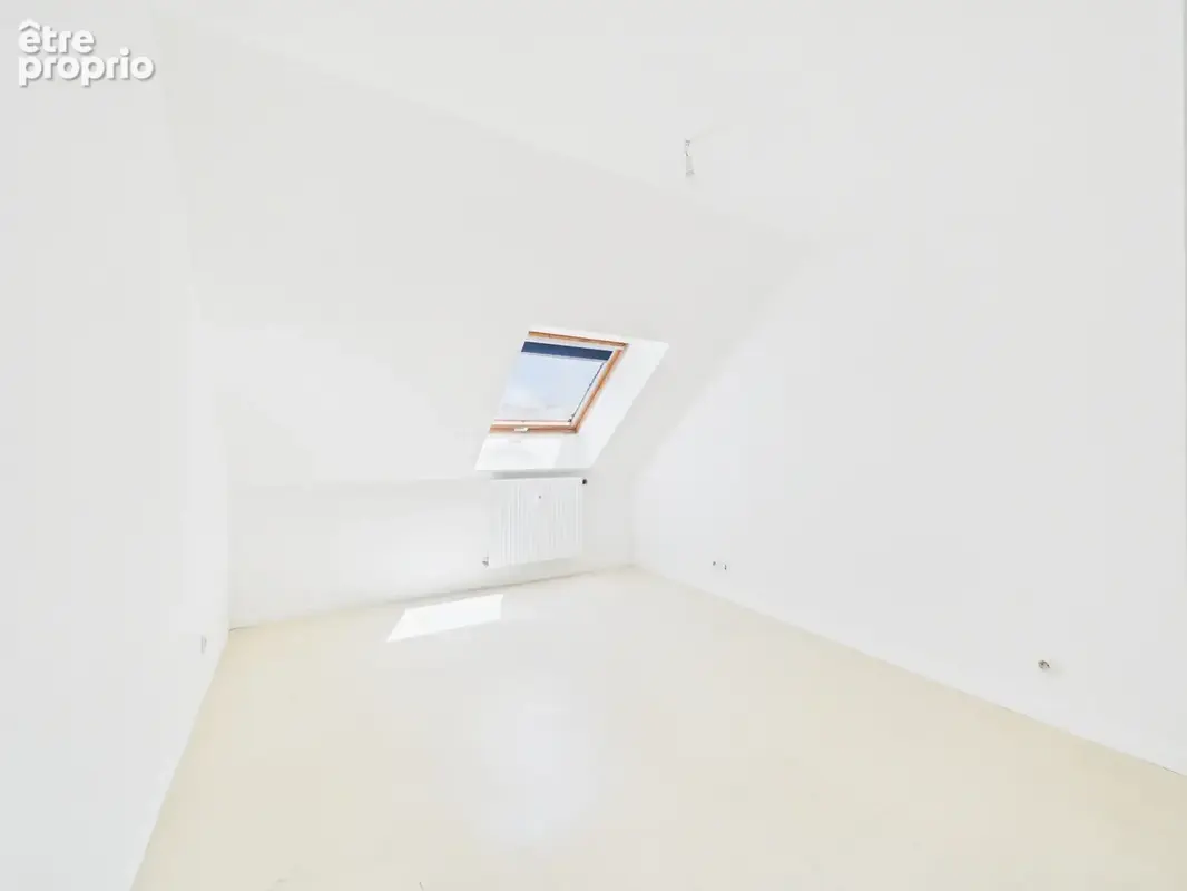 Appartement duplex de type 4 - vue dégagée - Bassens - 74 m2 - photo 5