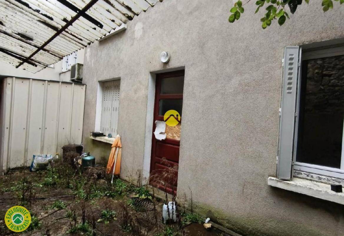 Maison à ARGENTON-SUR-CREUSE