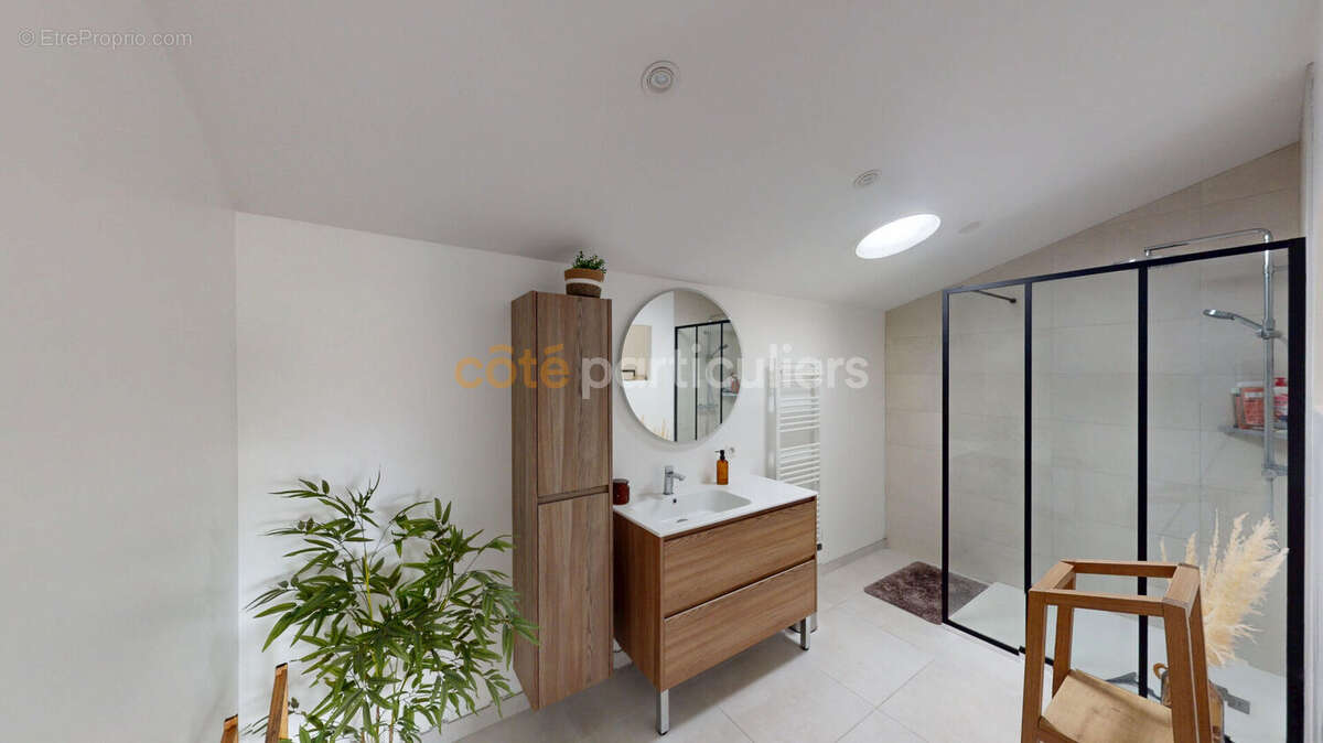 Maison à SAINT-FIACRE-SUR-MAINE