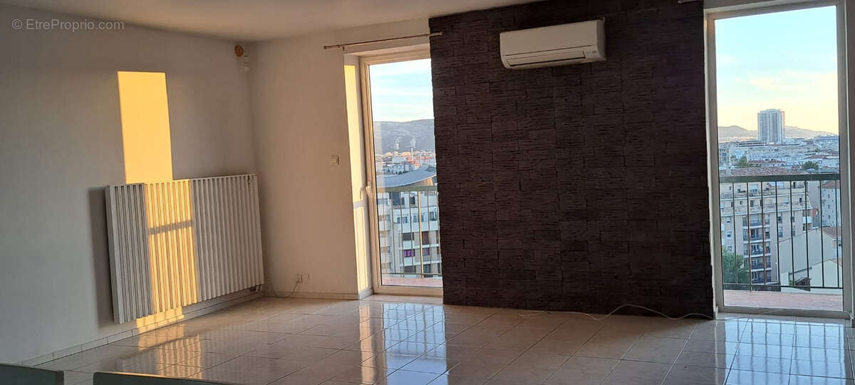Appartement à MARSEILLE-10E