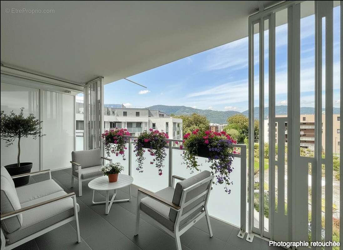 Appartement à MEYLAN