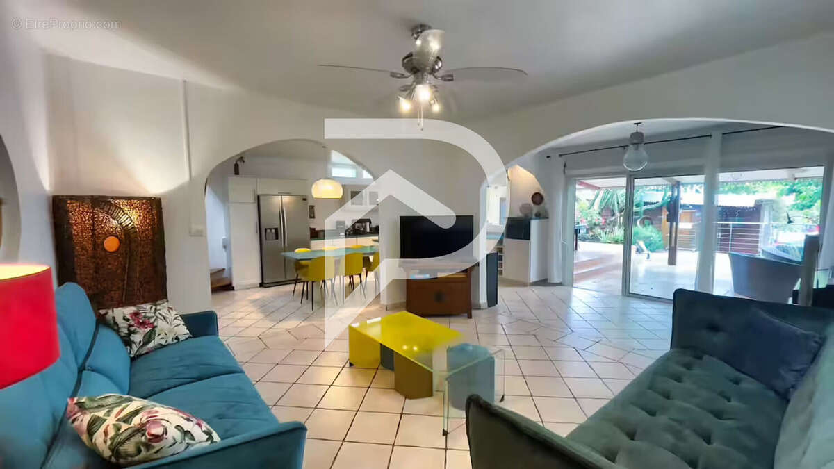 Maison à SAINT-JOSEPH