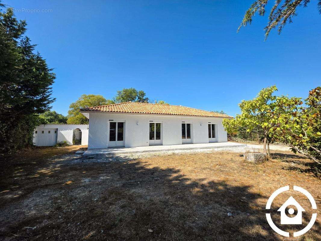? Maison de plain-pied rénovée - 84 m² - 3 chambres ? - photo 23