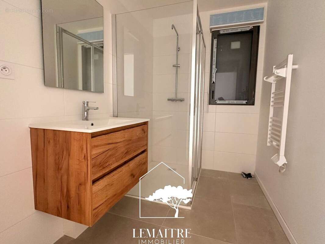 Appartement à LES MATHES