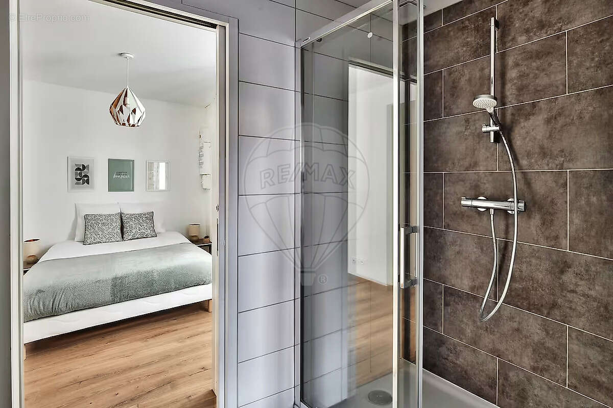 Appartement à SAINT-GEORGES-DE-RENEINS