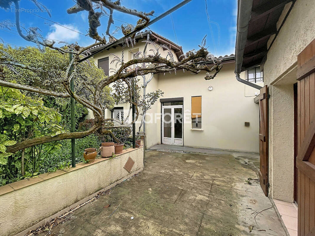 Maison à CASTELSARRASIN