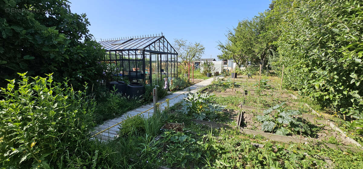 Maison à SAINTE-MAURE-DE-TOURAINE